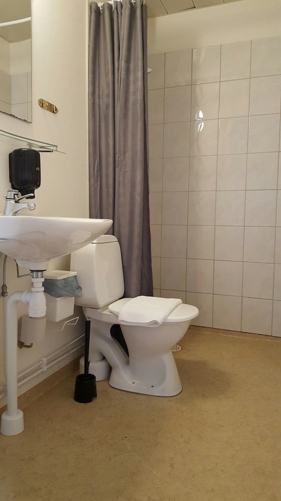 Vilsta Camping And Cottages Eskilstuna Eksteriør billede